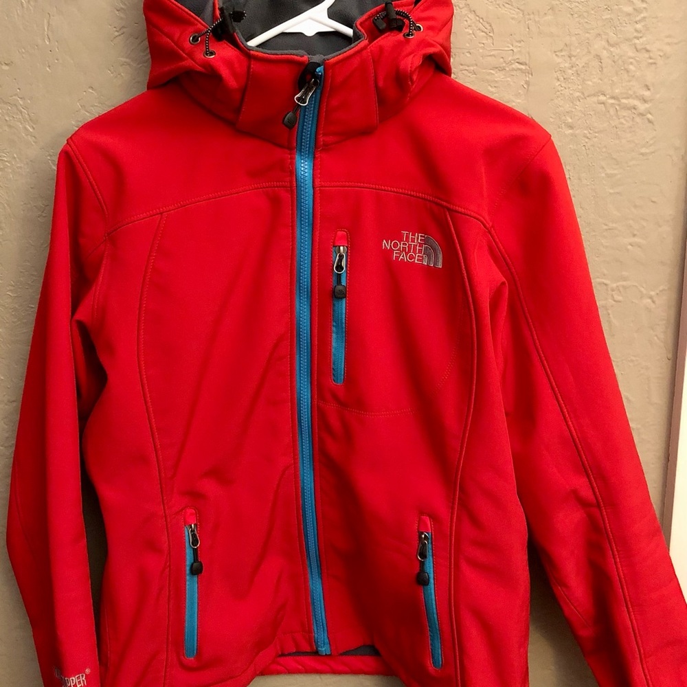 The North Face Women’s Summit Series soft shell